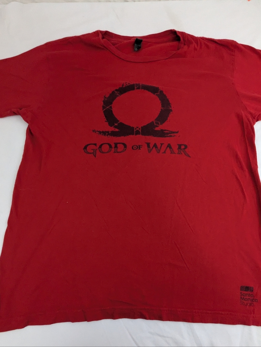 God of War PlayStation Men's  Red Graphic Tee  Size Large